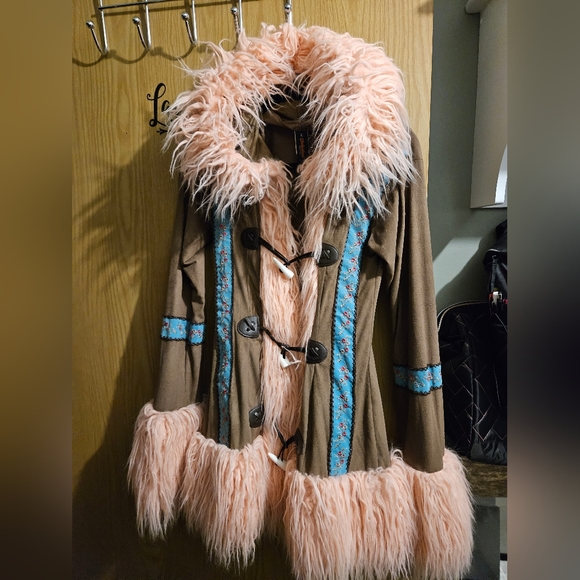 J Valentine Jacket - Picture 9 of 9